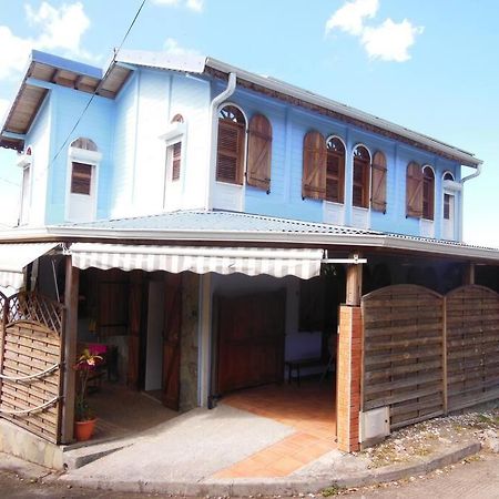 Maison Situee Dans Un Petit Village De Pecheur ル・カルベ エクステリア 写真
