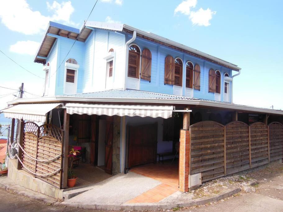 Maison Situee Dans Un Petit Village De Pecheur ル・カルベ エクステリア 写真