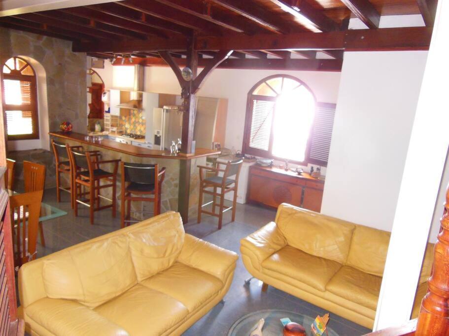 Maison Situee Dans Un Petit Village De Pecheur ル・カルベ エクステリア 写真