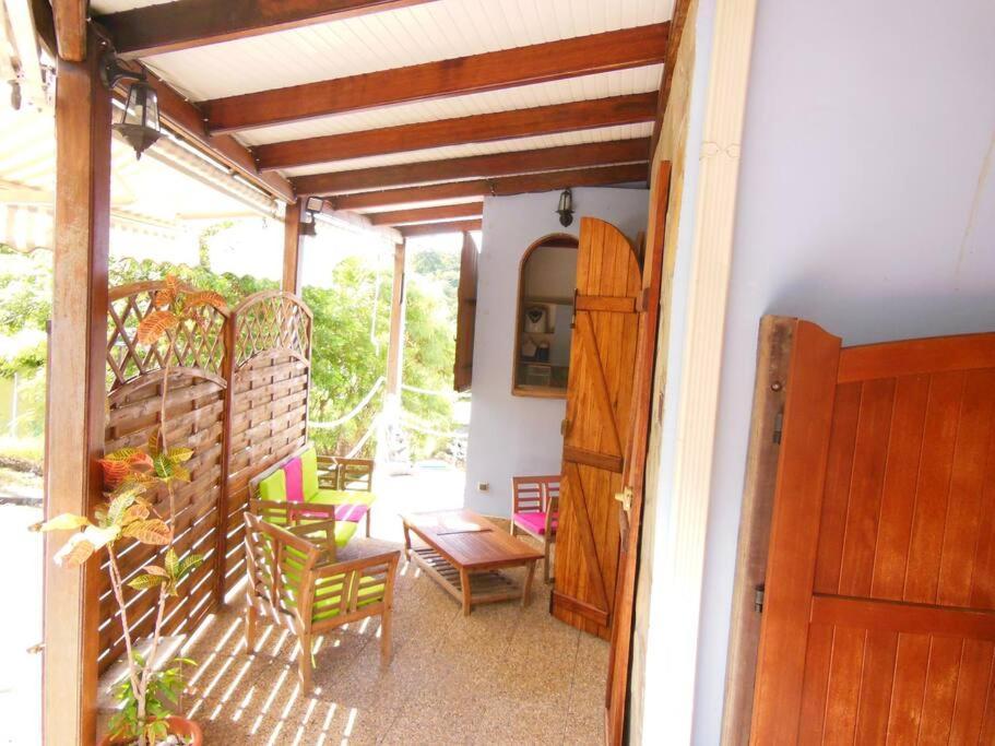 Maison Situee Dans Un Petit Village De Pecheur ル・カルベ エクステリア 写真